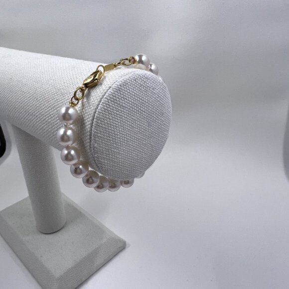 Faux Pearl 6” Bracelet with Gold Toned Lobster Clasp - Picture 2 of 3